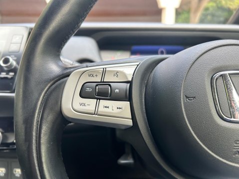 Honda Jazz I-MMD EX 24