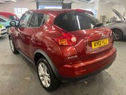 Nissan Juke 1.6 Acenta Premium Euro 5 (s/s) 5dr 4