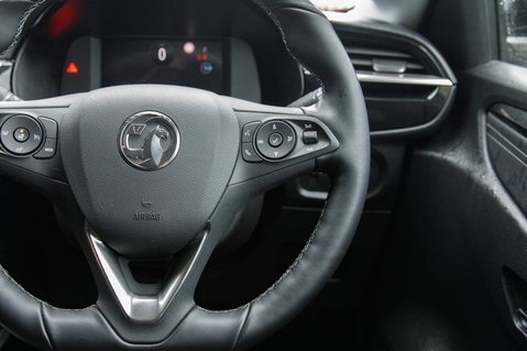 Vauxhall Corsa ELITE NAV PREMIUM 21