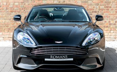 Aston Martin Vanquish 4