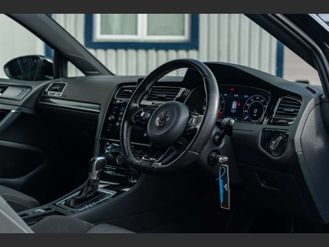 Volkswagen Golf 2.0 Golf R TSi Semi-Auto 4WD 3dr 11