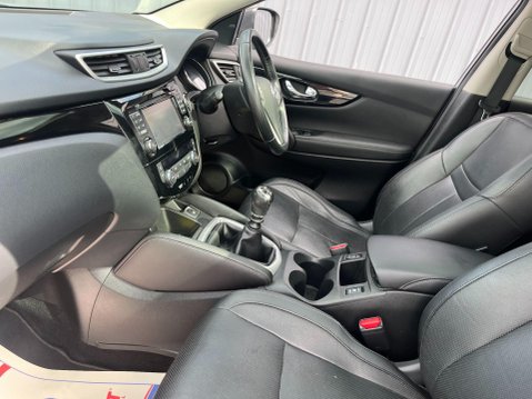 Nissan Qashqai 1.6 dCi Tekna Euro 6 (s/s) 5dr 39