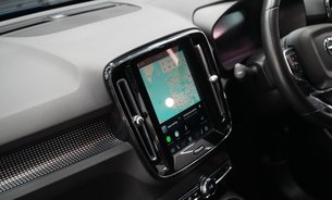 Volvo XC40 P8 R-DESIGN AWD One Owner Full Volvo Service History Leather Interior 22