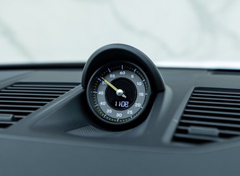 Porsche 911 GT3 (992.2) TOURING 18