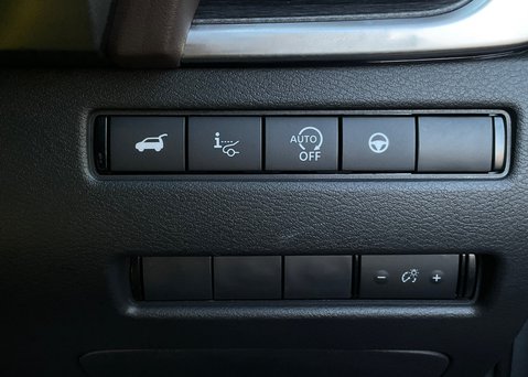 Nissan Qashqai DIG-T TEKNA 28