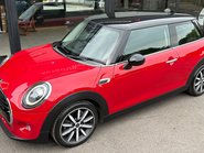 Mini Hatch Cooper 1.5 Petrol Manual Chili / Media XL 3 door - SAT NAV + APPLE CAR PLAY 9