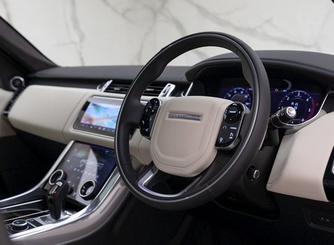 Land Rover Range Rover Sport 3.0 SDV6 Autobiography Dynamic 9