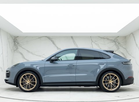 Porsche Cayenne Turbo GT 2
