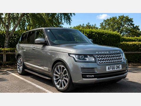 Land Rover Range Rover 4.4 SD V8 Autobiography SUV 5dr Diesel Auto 4WD Euro 6 (s/s) (339 ps) 1