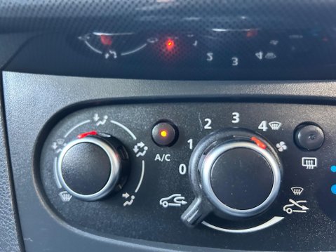 Dacia Sandero Stepway LAUREATE TCE 30