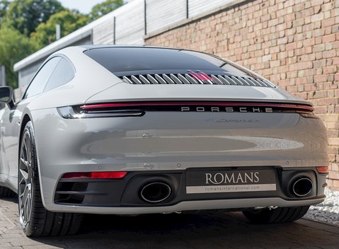 Porsche 911 (992) Carrera 4S 28