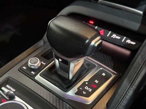 Audi R8 5.2 FSI V10 Plus S Tronic quattro Euro 6 (s/s) 2dr 53