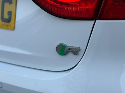 Jaguar XF 2.0d R-Sport Auto Euro 6 (s/s) 4dr 38