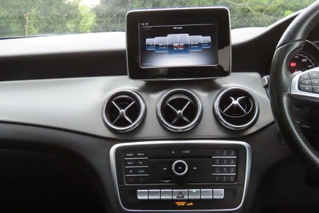Mercedes-Benz CLA Class 2.1 CLA200d AMG Line Coupe 7G-DCT Euro 6 (s/s) 4dr 11
