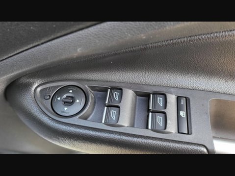 Ford Kuga ST-LINE X 20