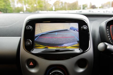 Toyota Aygo VVT-I X-PLAY X-SHIFT 29