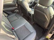 Nissan Qashqai 1.3 Qashqai Tekna DiG-T 5dr 37