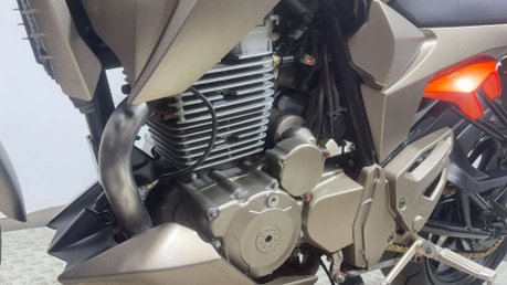 Zontes T S 2017 ONLY 3K LONG MOT NAKED 250CC 2 FORMER OWNERS 38