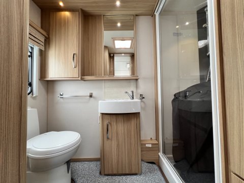 Coachman Vision 630 Plus 27