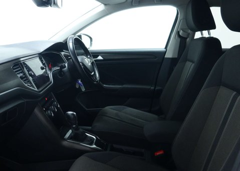 Volkswagen T-Roc 1.5 TSI GPF EVO SE SUV 5dr Petrol DSG Euro 6 (s/s) (150 ps) 46