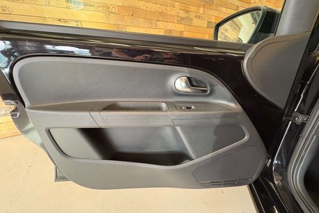 Volkswagen Up 1.0 High up! Hatchback 5dr Petrol ASG Euro 5 (75 ps) 60