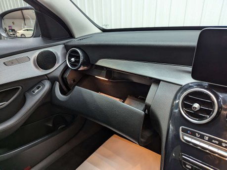 Mercedes-Benz C Class 1.5 C 200 Sport Auto 4dr 91