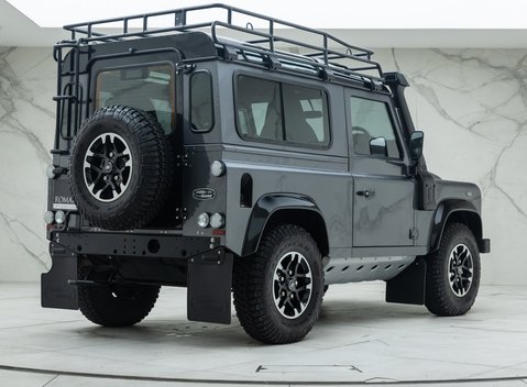 Land Rover Defender 90 ADVENTURE 6