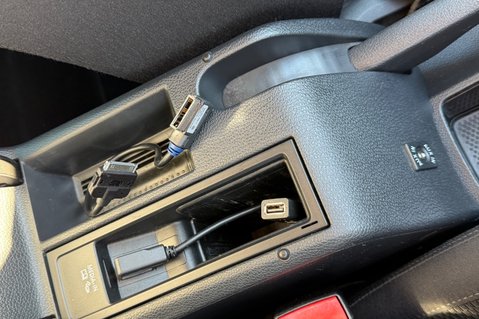 Volkswagen Golf GT TDI DSG - INCREDIBLE HISTORY WITH 14 SERVICES RECORDED 37