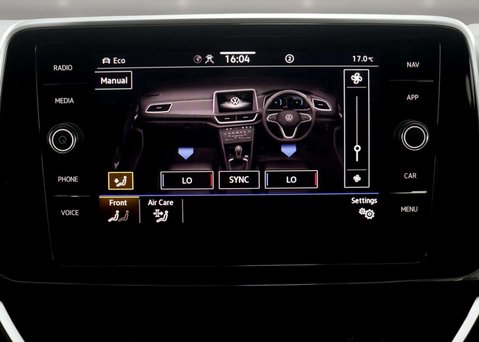 Volkswagen T-Roc 1.5 T-Roc R-Line TSI Semi-Auto 5dr 29