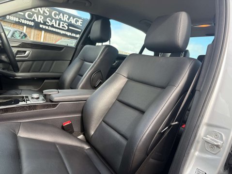 Mercedes-Benz E Class 2.1 E220 Executive SE CDi BlueEfficiency Auto 4dr 38