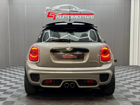 Mini Hatch 2.0 Cooper S Auto Euro 6 (s/s) 3dr 11