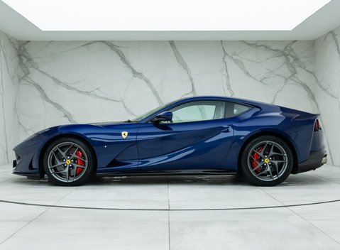 Ferrari 812 Superfast 2