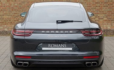 Porsche Panamera Turbo 21