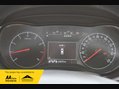 Vauxhall Zafira 1.4 Zafira Tourer SRi T 5dr 38