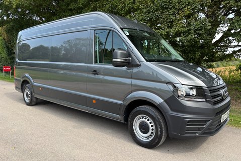 Volkswagen Crafter CR35 L3 H2 140 ps Tdi DSG Trendline Panel Van 5