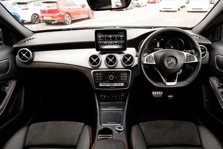 Mercedes-Benz GLA Class GLA 200 D AMG LINE