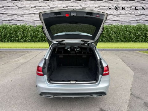 Mercedes-Benz C Class 2.1 C220 AMG Line Premium Bluetec Auto 5dr 18