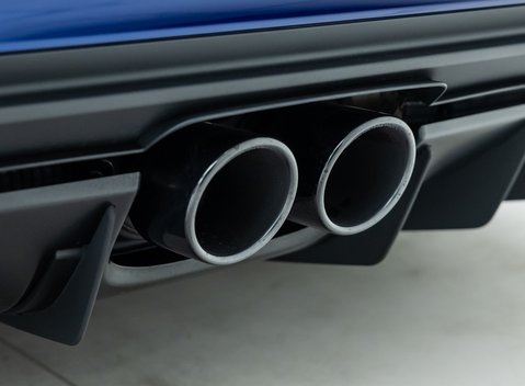 Porsche 911 GT3 Touring (992) 35