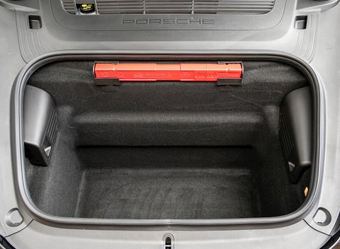 Porsche 911 (991.2) GT3 27