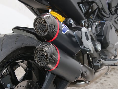 Ducati Monster 937 MONSTER 937 29