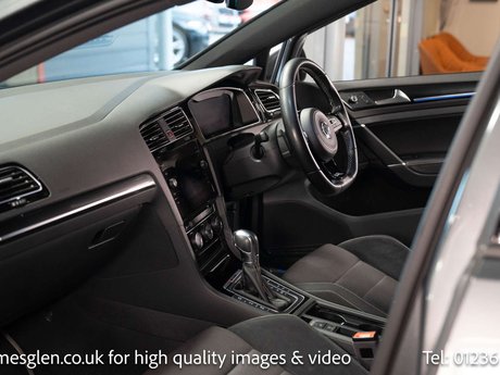 Volkswagen Golf 2.0 Golf R TSi Semi-Auto 4WD 5dr 13