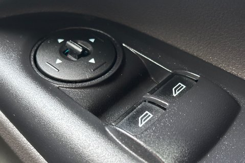 Ford Transit Connect 200 L1 Trend 100 ps Tdci Panel Van - Air Con 32