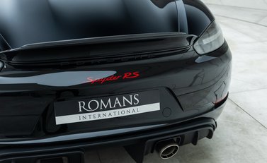 Porsche 718 SPYDER RS 33