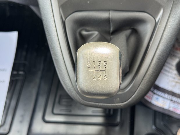 Toyota Proace LWB L2H1 [SOLD MM] Low Roof (Category N) Icon 310 Air Con Nav Sensors EURO 37