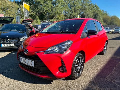 Toyota Yaris 1.5 VVT-i Icon Tech Hatchback 5dr Petrol Manual Euro 6 (111 ps) 3