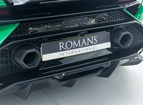 Lamborghini Huracan Tecnica 39