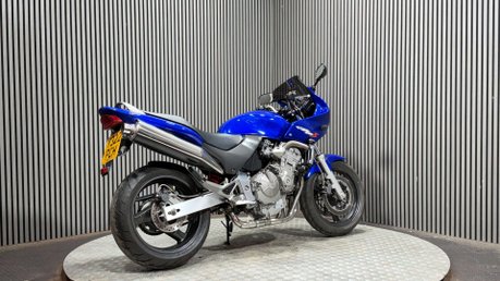 Honda CB 600 2001 ONLY 15K MOT OCTOBER 2027 VERY CLEAN 600CC 3