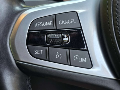 BMW 3 Series 2.0 318d M Sport Auto 5dr 35