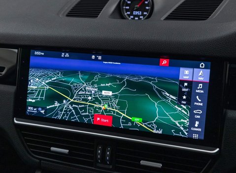 Porsche Cayenne V6 TIPTRONIC 16