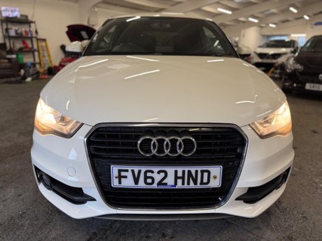 Audi A1 1.4 TFSI S line S Tronic Euro 5 (s/s) 3dr 2